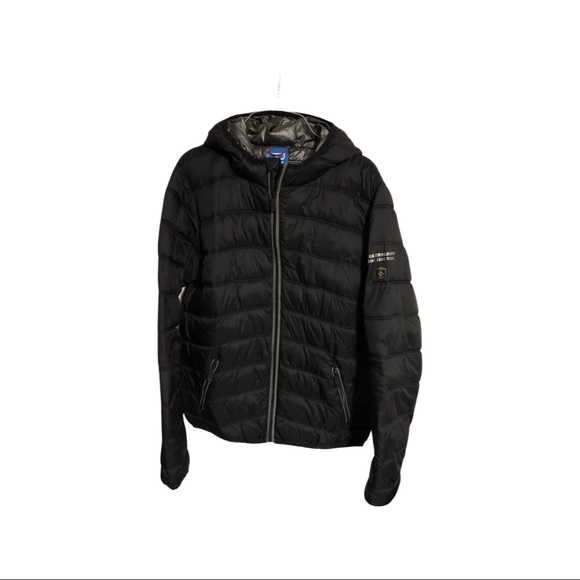 Breathable windproof and waterproof ultralight jacket by Point Zero. - Picture 1 of 1